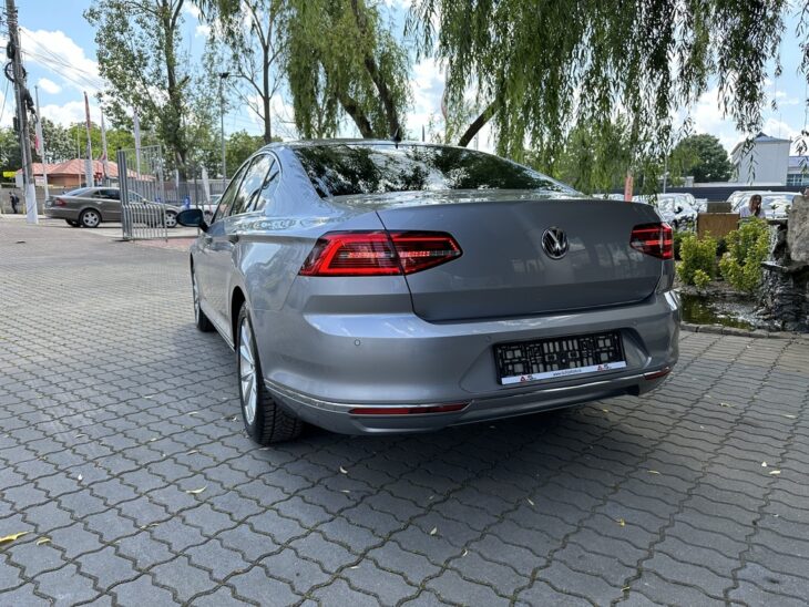 VOLKSWAGEN PASSAT 1.6 TDI SCR DSG BUSINESS ART. 503